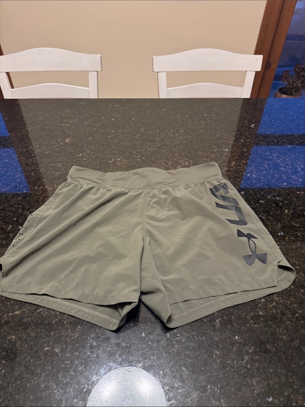 Under Armour - Olive Green - Men’s Performance Training Shorts “Speedpocket”